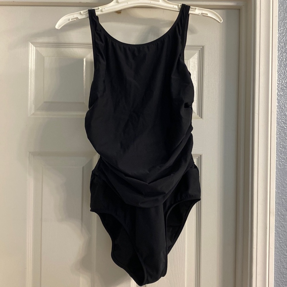 ShapeFX swimsuit NWOT